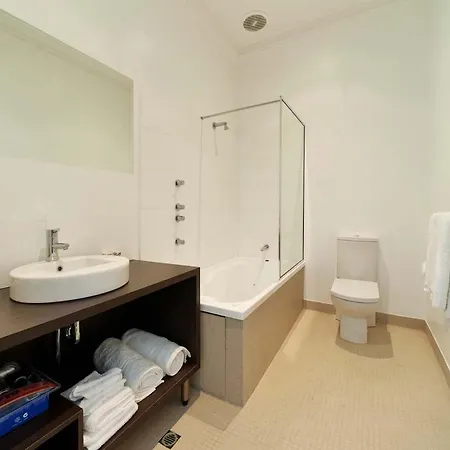 Ikon Hotel Burnie Exterior photo
